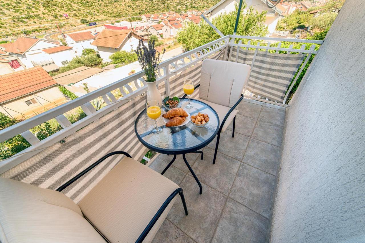 Apartments Kardum Šibenik Екстериор снимка