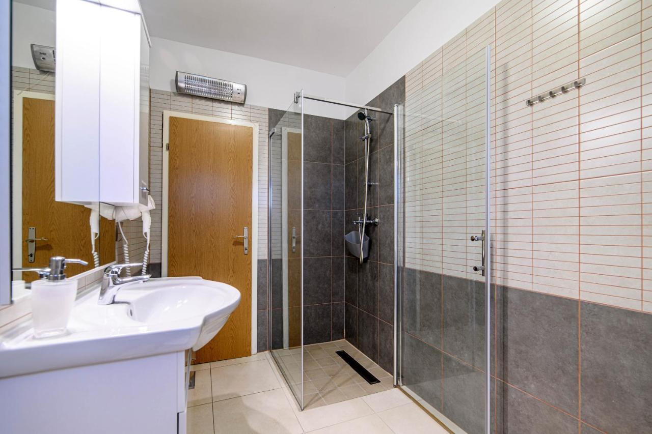 Apartments Kardum Šibenik Екстериор снимка